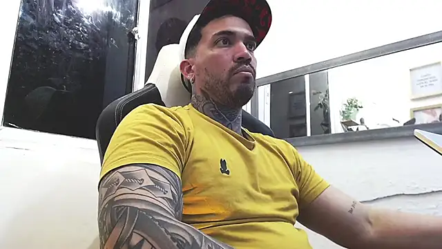 Angel sex latin online show from 02-16-25, 05:59