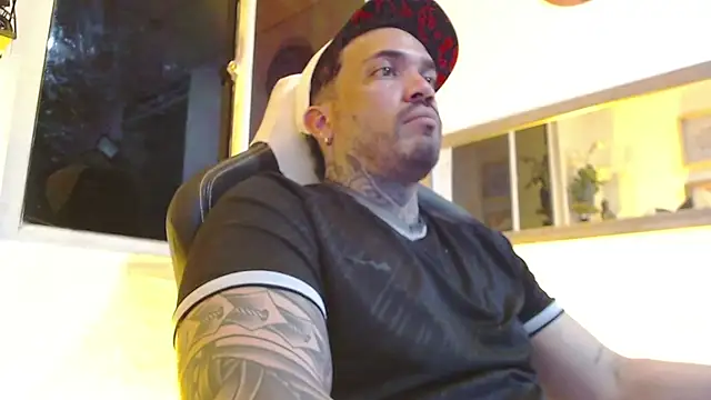 Angel sex latin online show from 02-20-25, 07:23