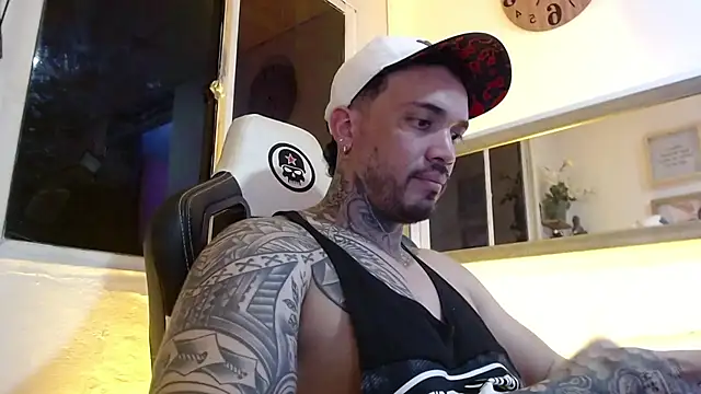 Angel sex latin online show from 02-26-25, 05:31