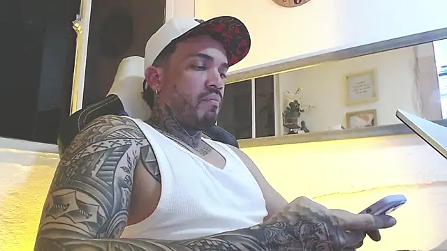 Angel sex latin online show from 03-08-25, 05:59