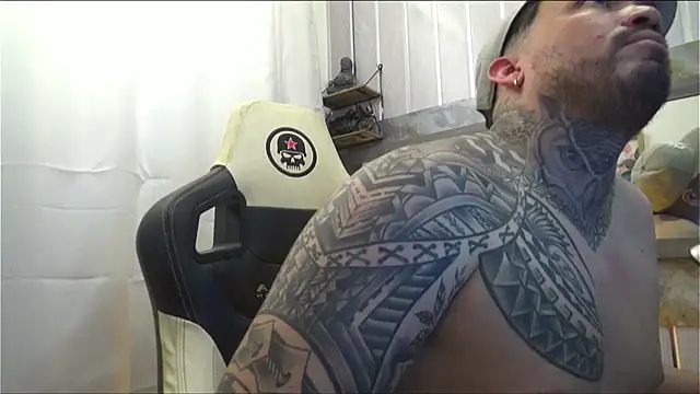 Angel sex latin online show from 10-11-25, 06:12