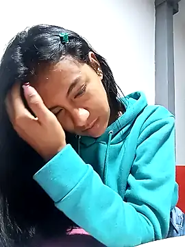 Tamaraakins online show from 01-22-25, 01:31