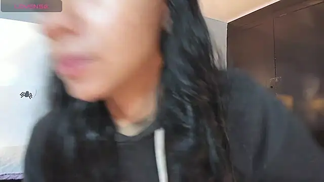 Tamaraakins online show from 10-27-25, 12:20