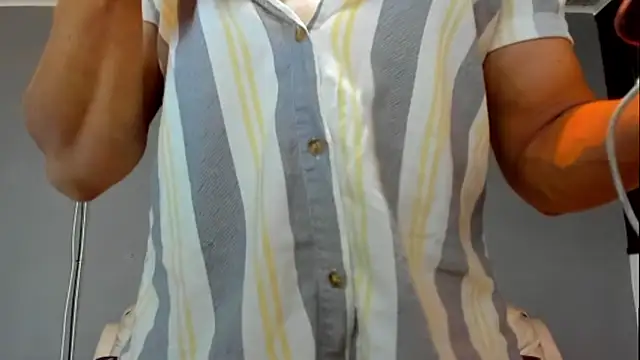 derekk frostt online show from 03-19-25, 01:40