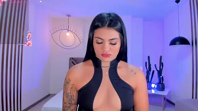 NicoleSanz  online show from 03-18-25, 09:20