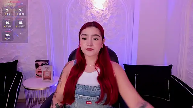 ViolettCastel online show from 10-16-25, 06:53