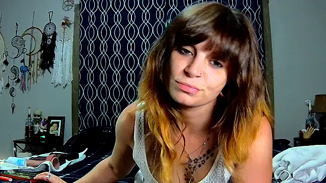 ZeelaXoXo online show from 10-10-25, 04:44