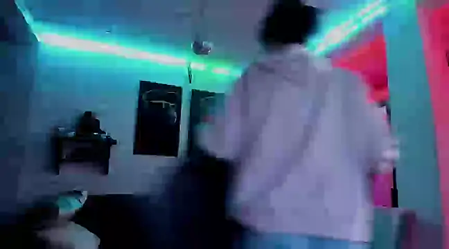 Snapshot of Kimmymadison- chatting on 12-22-24, 06:48 Kimmymadison- online show from 12-22-24, 06:48