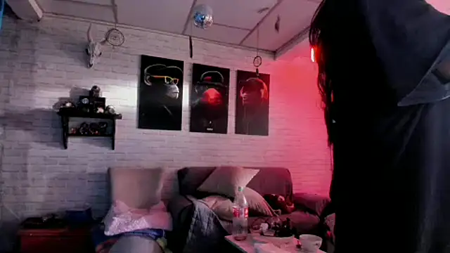 Snapshot of Kimmymadison- chatting on 02-02-25, 02:56 Kimmymadison- online show from 02-02-25, 02:56