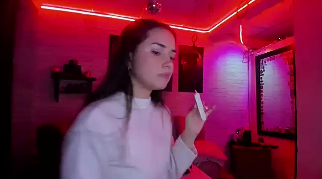 Snapshot of Kimmymadison- chatting on 02-09-25, 05:33 Kimmymadison- online show from 02-09-25, 05:33