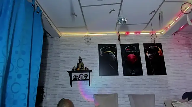 Snapshot of Kimmymadison- chatting on 02-28-25, 09:33 Kimmymadison- online show from 02-28-25, 09:33