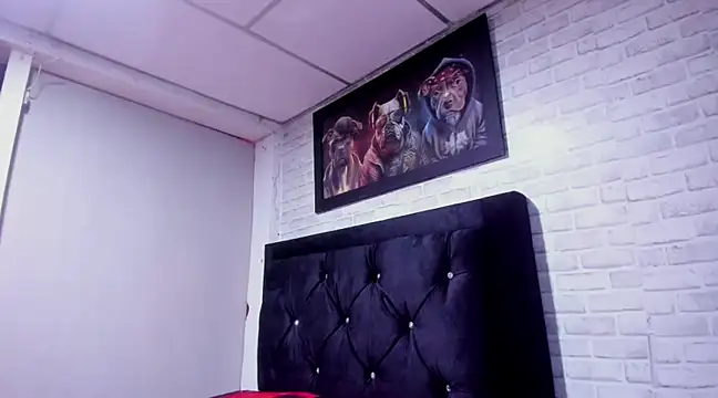 Snapshot of Kimmymadison- chatting on 03-08-25, 01:39 Kimmymadison- online show from 03-08-25, 01:39