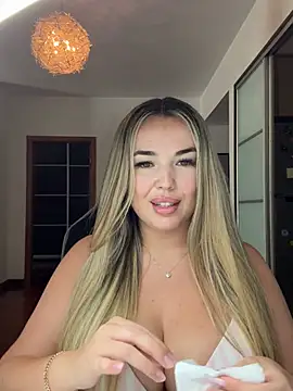 EvaSunderland online show from 01-12-26, 10:42