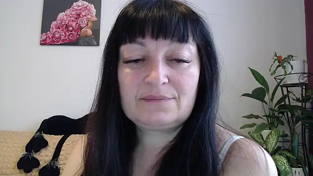 Snapshot of Women-pleasures chatting on 10-15-25, 06:35 Women-pleasures online show from 10-15-25, 06:35