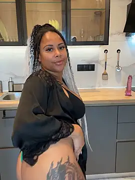 HaileyDiana online show from 10-11-25, 11:20