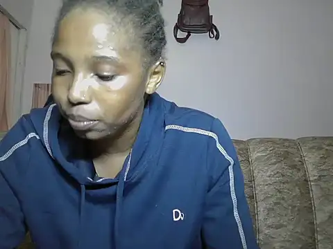 SweetWhisper online show from 12-21-25, 10:17