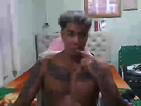 Snapshot of TuVergon2026 chatting on 02-21-26, 01:50 TuVergon2026 online show from 02-21-26, 01:50