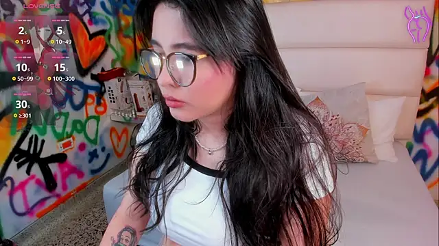 Liana Bernocchi online show from 11-07-25, 08:53