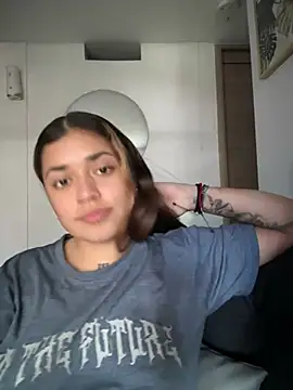 Snapshot of JoselinFlower_ chatting on 03-02-25, 05:36 JoselinFlower online show from 03-02-25, 05:36