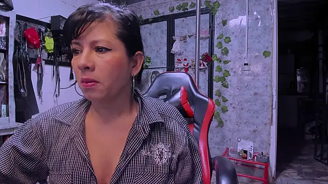 Erlinda-engel online show from 01-06-25, 12:02