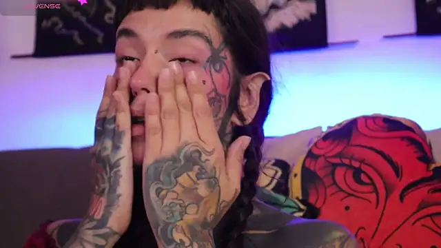 SylveonFox online show from 11-12-25, 06:41