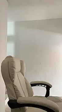 Sol biglips online show from 11-10-25, 03:22