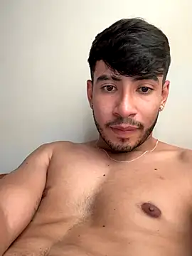 Snapshot of tom_thick chatting on 11-09-25, 03:21 tom thick online show from 11-09-25, 03:21