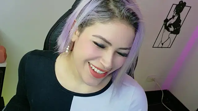 Natalia Montoya online show from 04-16-26, 02:45