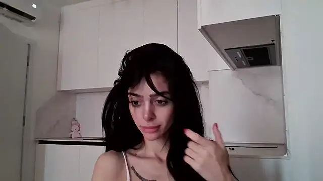 exotic brunettee online show from 03-17-25, 06:51