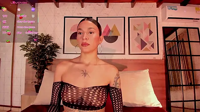 LunaRuso online show from 01-14-26, 07:52