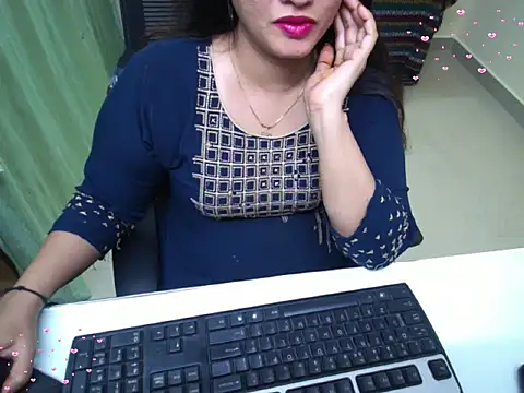 Arushisingh8888 online show from 10-06-25, 12:57