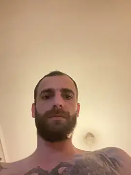 Snapshot of Antonio_Vatooo chatting on 12-15-24, 10:15 Antonio Vatooo online show from 12-15-24, 10:15
