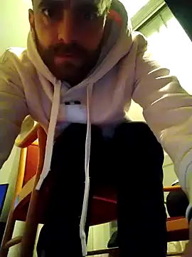 Snapshot of Antonio_Vatooo chatting on 01-18-25, 04:04 Antonio Vatooo online show from 01-18-25, 04:04