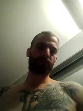 Snapshot of Antonio_Vatooo chatting on 01-19-25, 01:00 Antonio Vatooo online show from 01-19-25, 01:00
