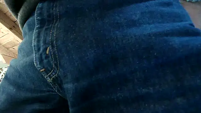 Snapshot of TWENTYONE0021 chatting on 01-07-25, 07:10 TWENTYONE0021 online show from 01-07-25, 07:10