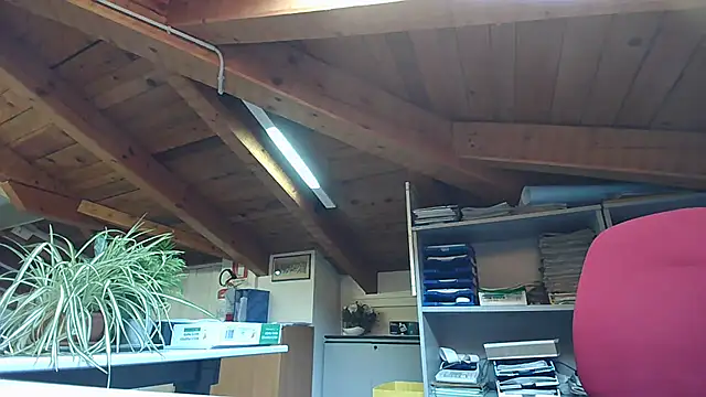 Snapshot of TWENTYONE0021 chatting on 01-24-25, 10:21 TWENTYONE0021 online show from 01-24-25, 10:21