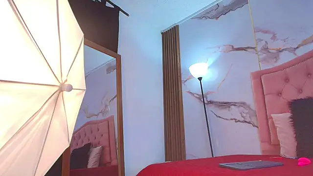 Ema Jonees online show from 11-08-25, 11:32