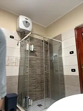 Gionnytav online show from 11-26-25, 03:57