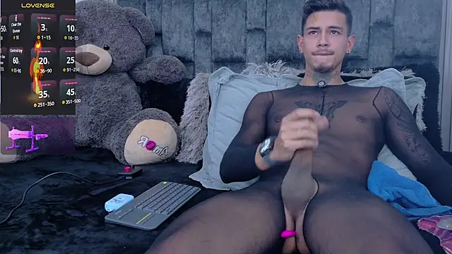 JAYCOB00 online show from 12-17-25, 01:11