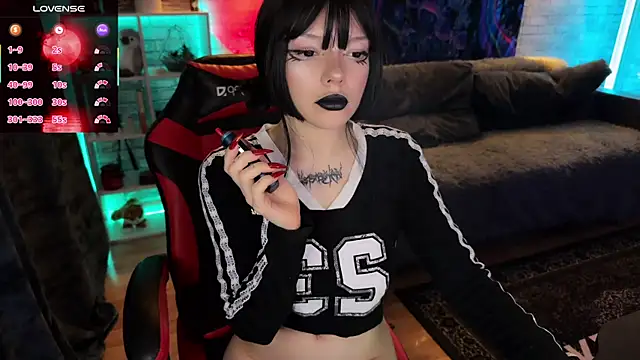 Eva-miller1 online show from 11-17-25, 11:27