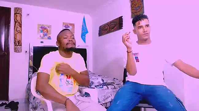 latinhot9631 online show from 03-20-25, 08:19