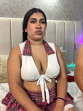 Liana Asaff online show from 12-16-24, 07:54