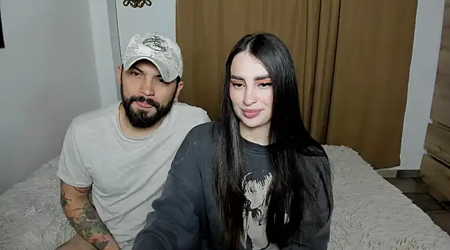 Snapshot of teseo_and_afroditha_ chatting on 03-15-25, 03:51 teseo and afroditha online show from 03-15-25, 03:51
