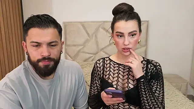 Snapshot of teseo_and_afroditha_ chatting on 09-19-25, 04:58 teseo and afroditha online show from 09-19-25, 04:58