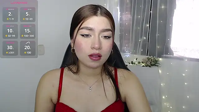 Snapshot of mily_thomson_b_ chatting on 01-04-25, 04:32 mily thomson b online show from 01-04-25, 04:32