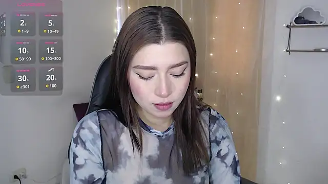 Snapshot of mily_thomson_b_ chatting on 02-12-25, 05:05 mily thomson b online show from 02-12-25, 05:05