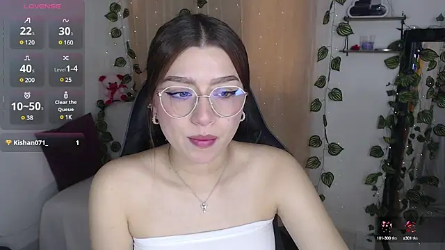 Snapshot of mily_thomson_b_ chatting on 02-27-25, 08:20 mily thomson b online show from 02-27-25, 08:20