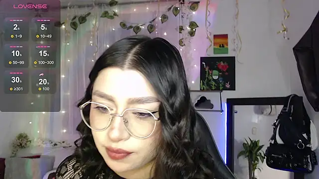 Snapshot of mily_thomson_b_ chatting on 10-02-25, 03:02 mily thomson b online show from 10-02-25, 03:02