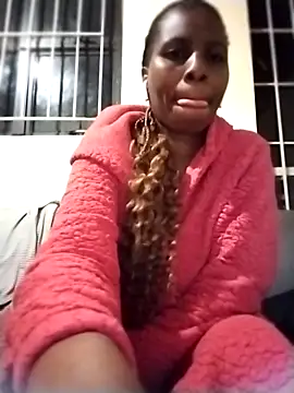 Snapshot of Kadibabe chatting on 10-21-25, 11:16 Kadibabe online show from 10-21-25, 11:16