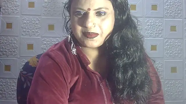 Sexy komolika online show from 01-28-25, 03:46